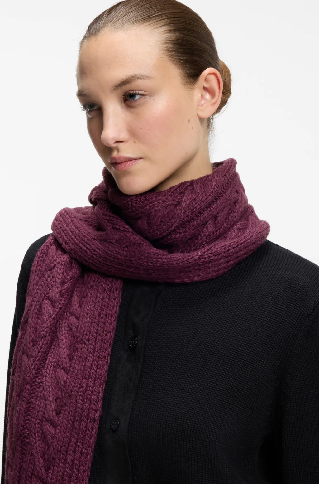Deep Purple | Bora Scarf Cable, view 2